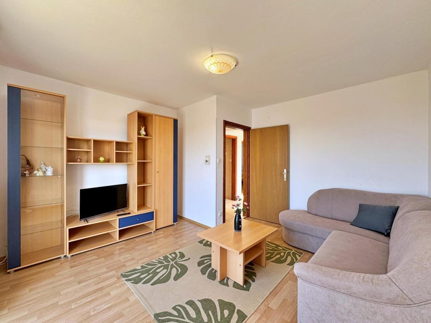 Apartments Pavle Malinska Kültér fotó