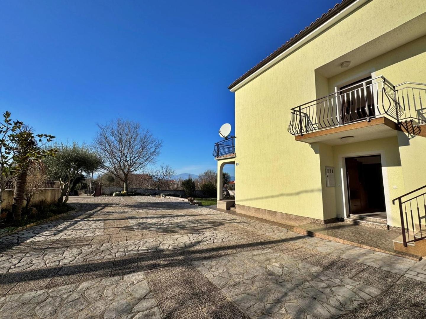 Apartments Pavle Malinska Kültér fotó