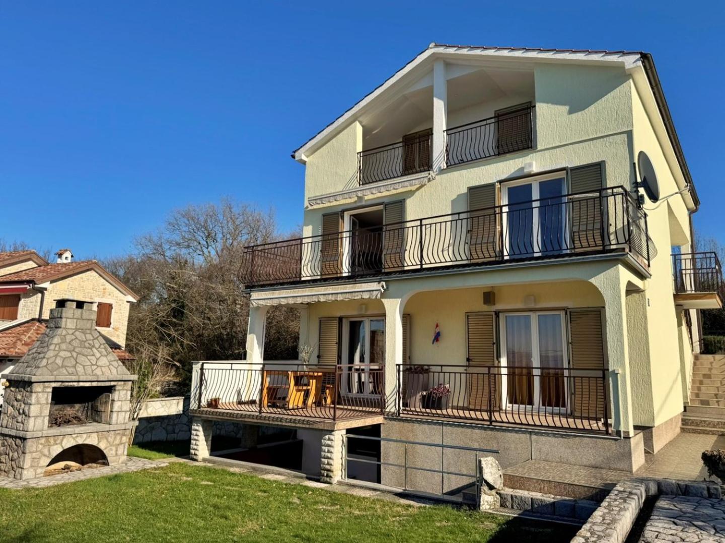 Apartments Pavle Malinska Kültér fotó